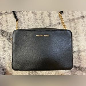 Michael Kors Jet Set Crossbody Bag